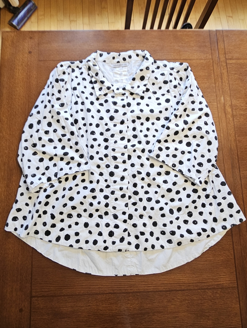 Snapdragon & Twig Spotted Button Front Blouse XL